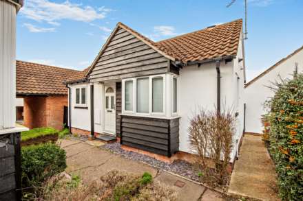 Keats Square, South Woodham Ferrers, Chelmsford, CM3 5XZ