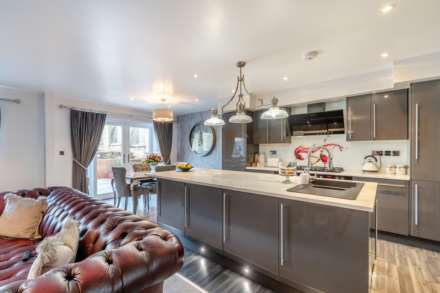 Fern Leigh, Cutsyke Avenue, Castleford, West Yorkshire, WF10 5HY, Image 12