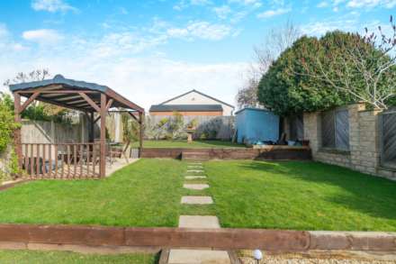 Fern Leigh, Cutsyke Avenue, Castleford, West Yorkshire, WF10 5HY, Image 28