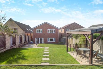 Fern Leigh, Cutsyke Avenue, Castleford, West Yorkshire, WF10 5HY, Image 30
