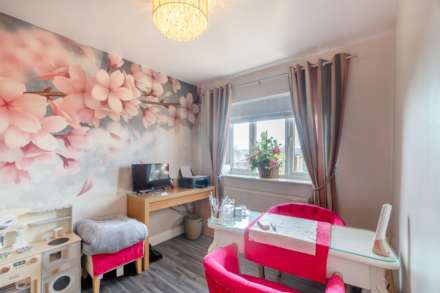 Fern Leigh, Cutsyke Avenue, Castleford, West Yorkshire, WF10 5HY, Image 7