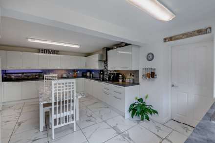 The Grange 37a Main Street South Hiendley Barnsley S72 9BS, Image 9