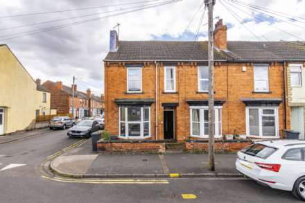 3 Bedroom End Terrace, 70 Sincil Bank, Lincoln, Lincolnshire, LN5 7TQ