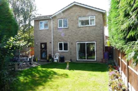 4 Thirlmere Way, Birchwood, Lincoln, Lincolnshire, LN6 0YA, Image 4