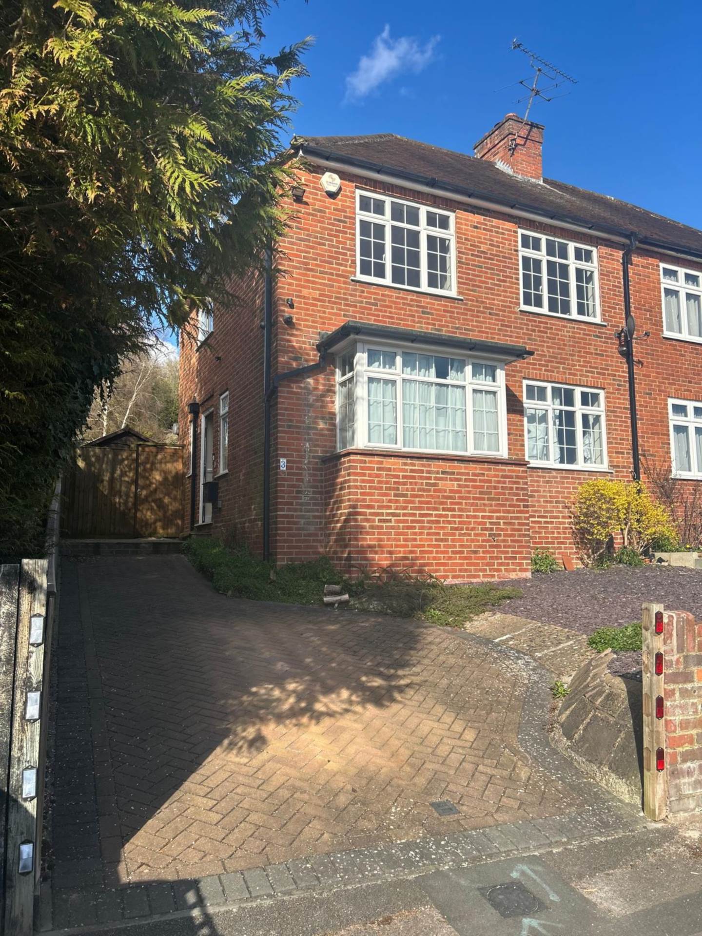 Southfield Road, Downley, Buckinghamshire, HP13 5JZ, Image 11