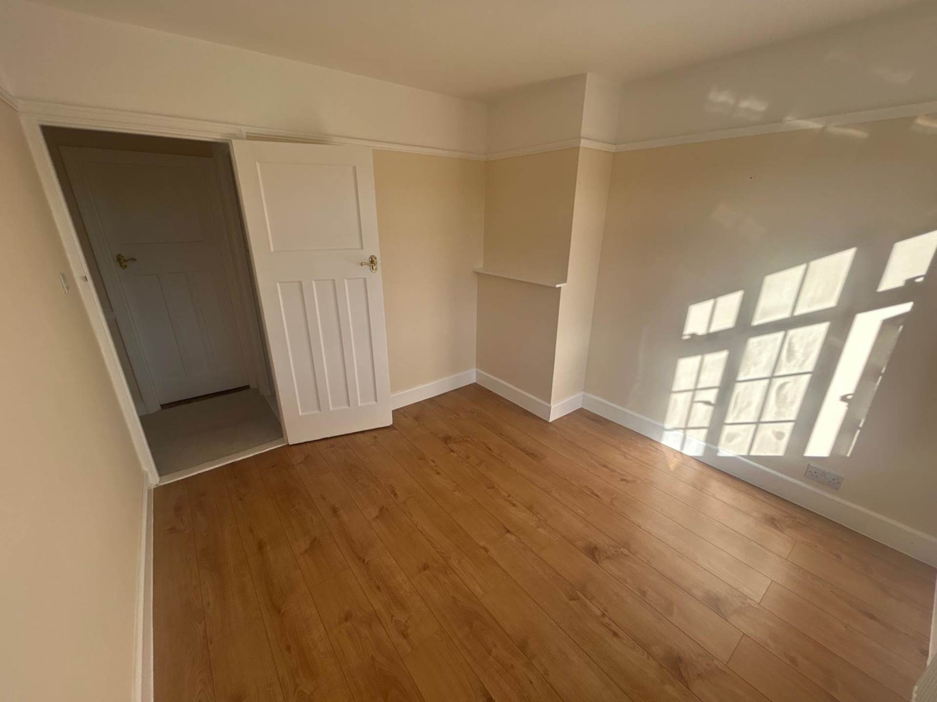Southfield Road, Downley, Buckinghamshire, HP13 5JZ, Image 7