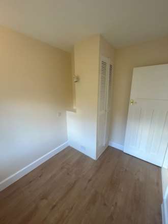 Southfield Road, Downley, Buckinghamshire, HP13 5JZ, Image 10