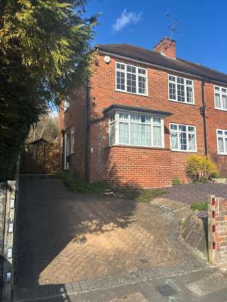 Southfield Road, Downley, Buckinghamshire, HP13 5JZ, Image 11