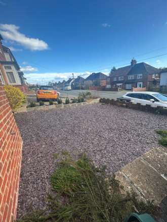 Southfield Road, Downley, Buckinghamshire, HP13 5JZ, Image 12