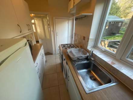 Southfield Road, Downley, Buckinghamshire, HP13 5JZ, Image 27