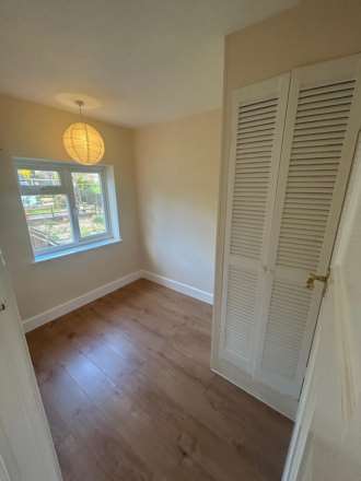 Southfield Road, Downley, Buckinghamshire, HP13 5JZ, Image 9