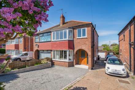 64 Pontefract Road, Knottingley, Ferrybridge, West Yorkshire, WF11 8PW, Image 2