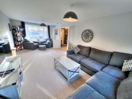 5 Fox Close, Branston, Lincolnshire, LN4 1FG, Image 9