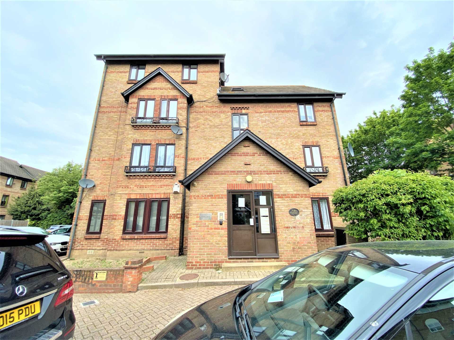 Hallywell Crescent, Beckton, Image 1