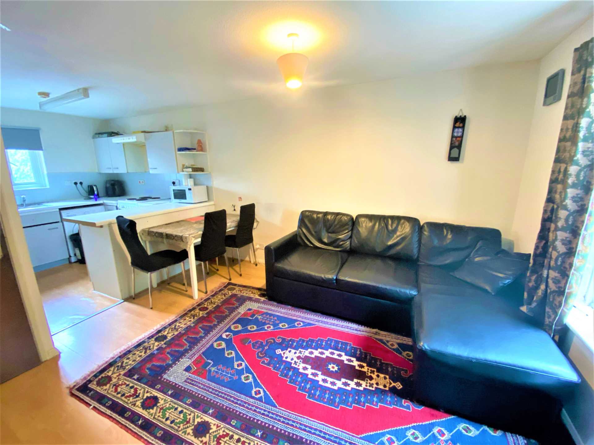 Hallywell Crescent, Beckton, Image 6