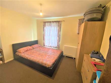 Hallywell Crescent, Beckton, Image 3