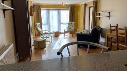 The Lodge, Yew Tree Square, Image 3