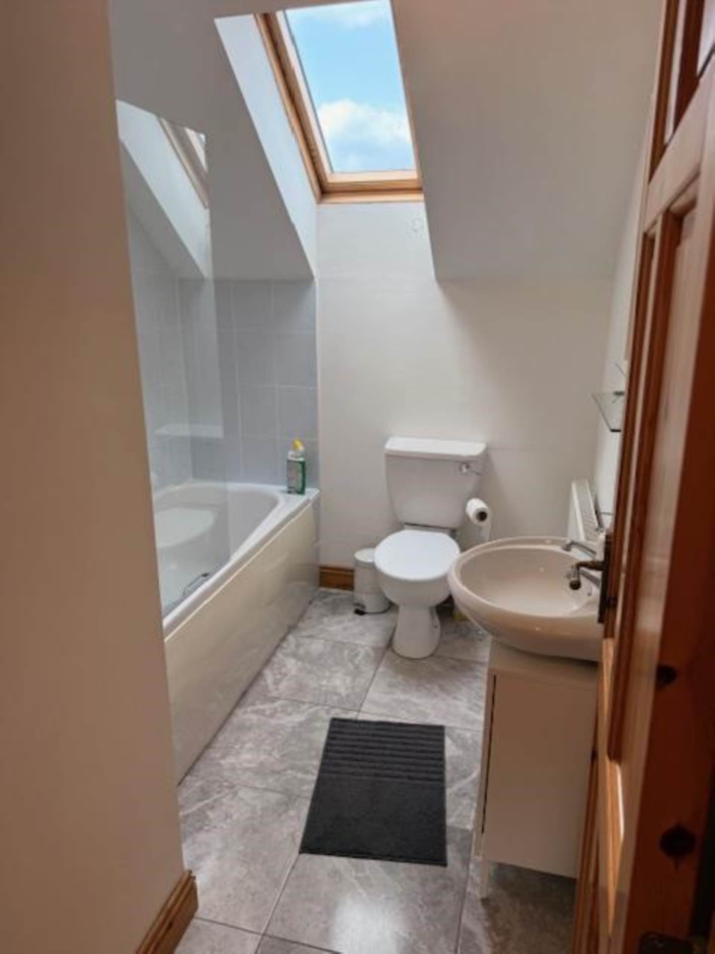 Lowtown Manor, Robertstown, Image 12