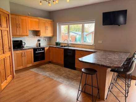 Lowtown Manor, Robertstown, Image 8