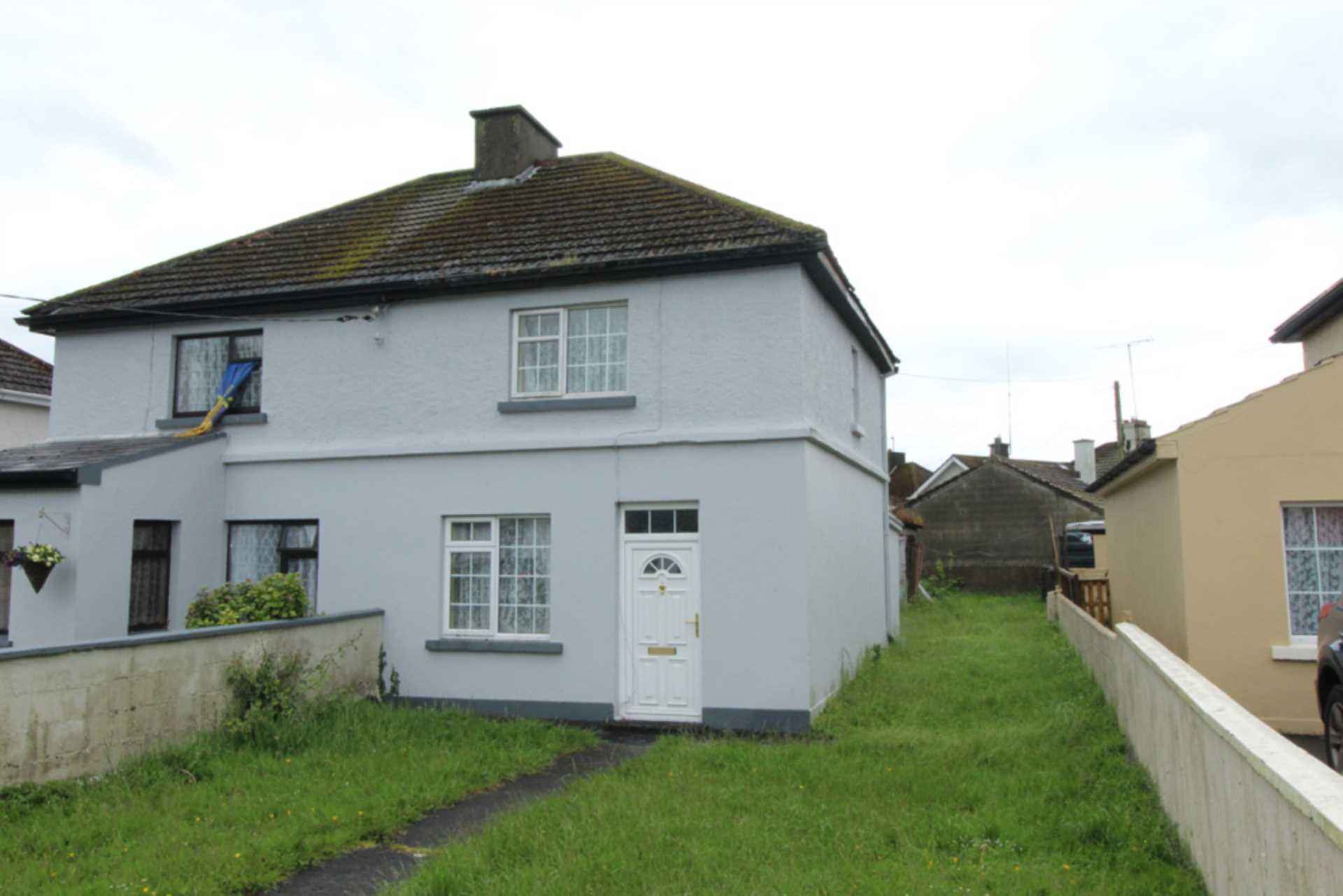 13 Henry Street, Roscommon Town