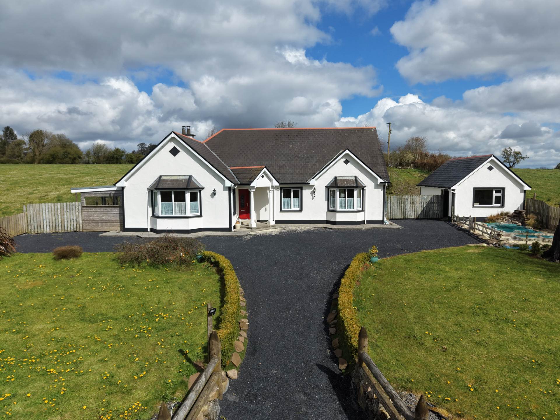 Caher, Castlerea, Co. Roscommon. F45 CK15