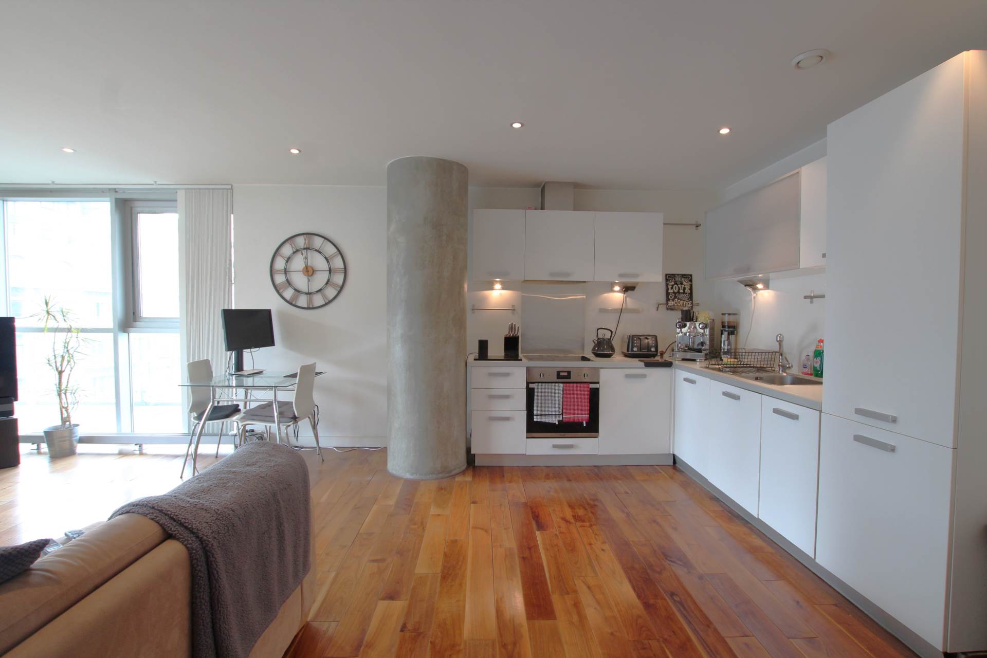 Clowes St, Manchester, Image 4