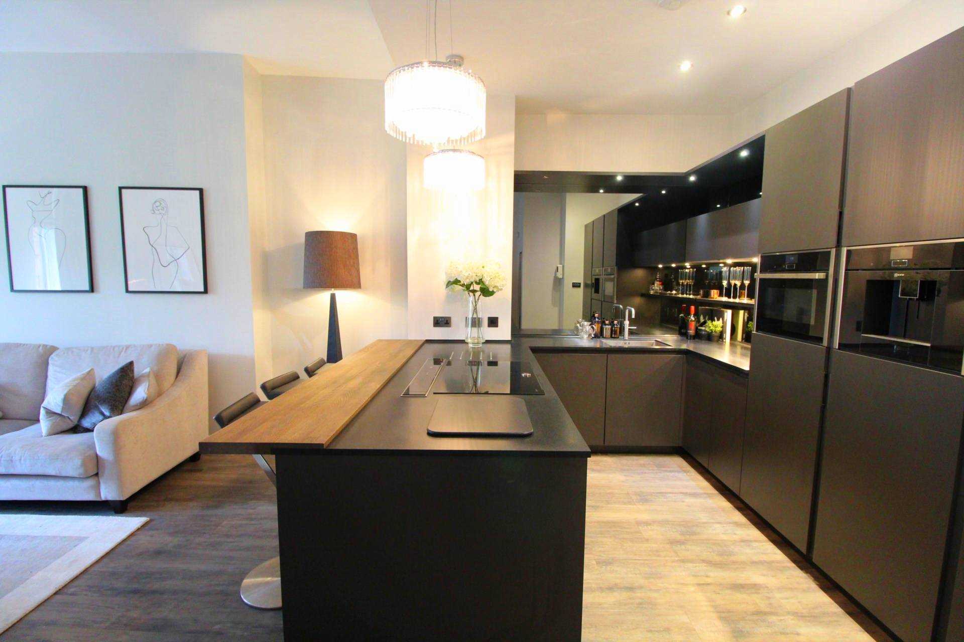 Century Buildings, St Mary's Parsonage, Manchester, Image 4