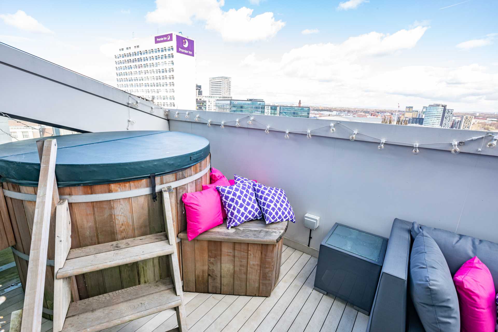 Deansgate, Manchester, Image 11