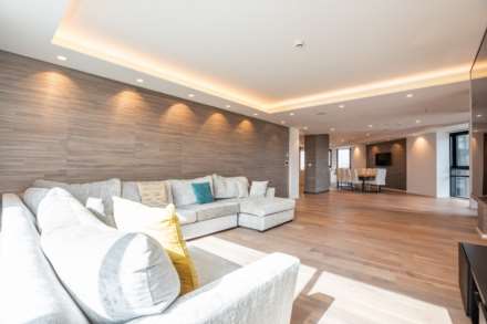 4 Bedroom Apartment, City Suites, Chapel Street, Manchester