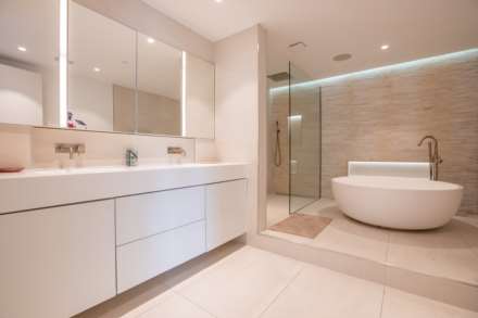 City Suites, Chapel Street, Manchester, Image 8