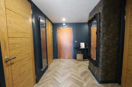 Leftbank, Spinningfields, Manchester, Image 10