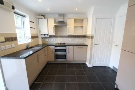 Bandy Fields Place, Salford, Image 5
