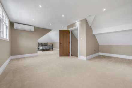 Hough Lane, Alderley Edge, Image 30