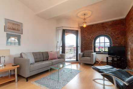 Castle Quay, VIRTUAL TOUR AVAILABLE,  Manchester, Image 5