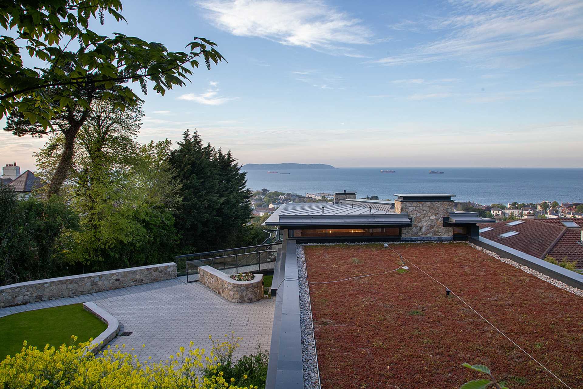 Architecturally Stunning, Sea View Property