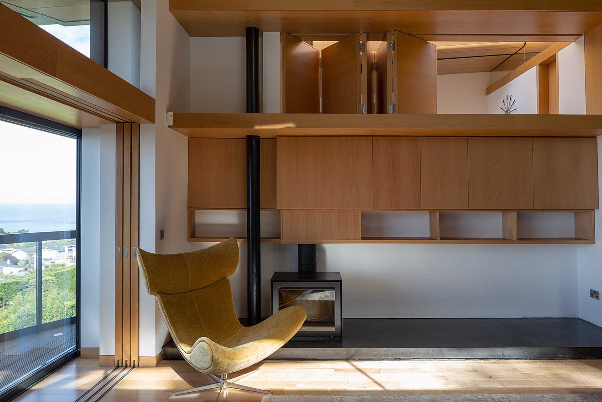 Architecturally Stunning, Sea View Property