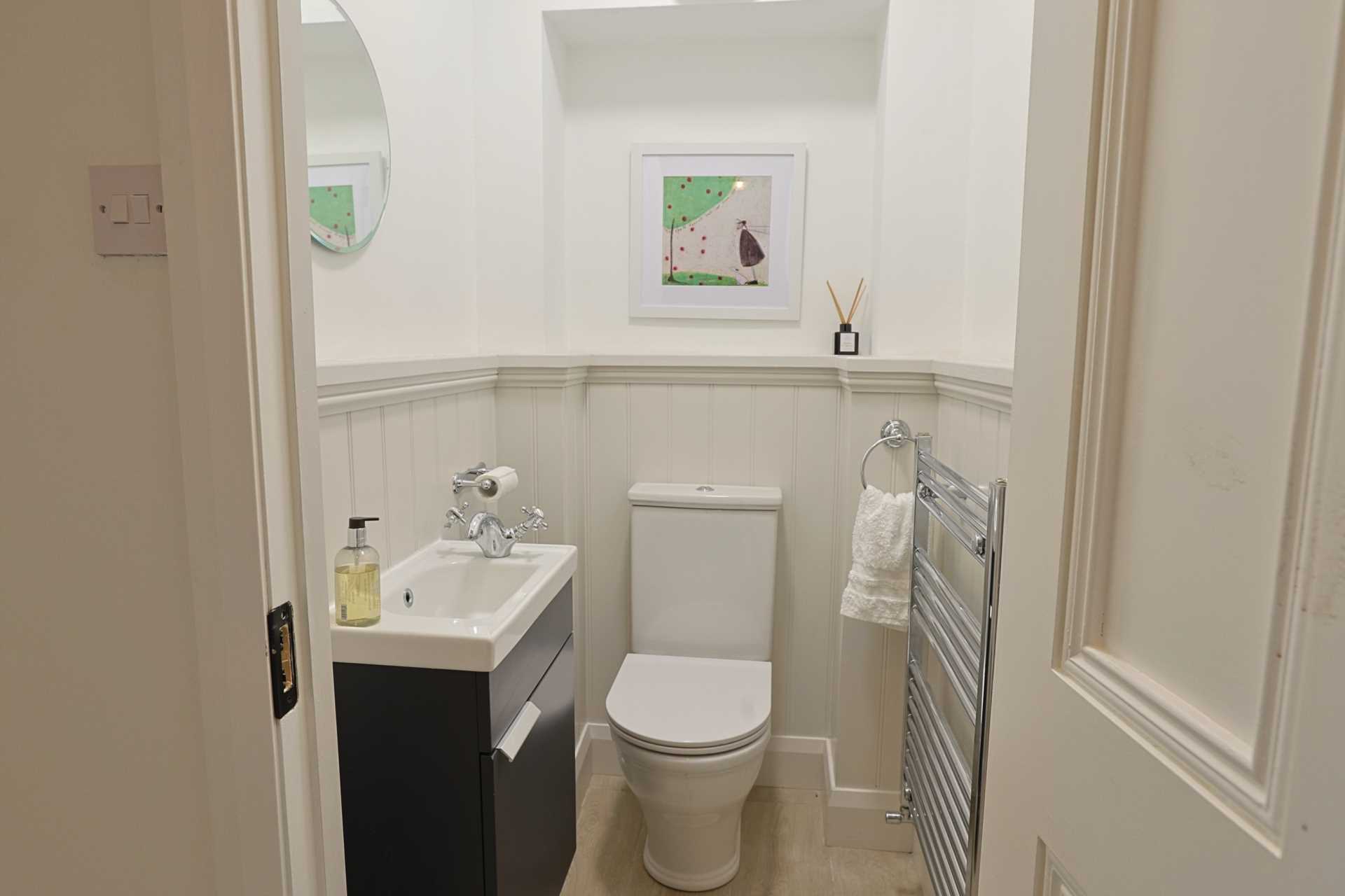 Glanmore Castle, Devils Glen Glanmore Castle, Devils Glen