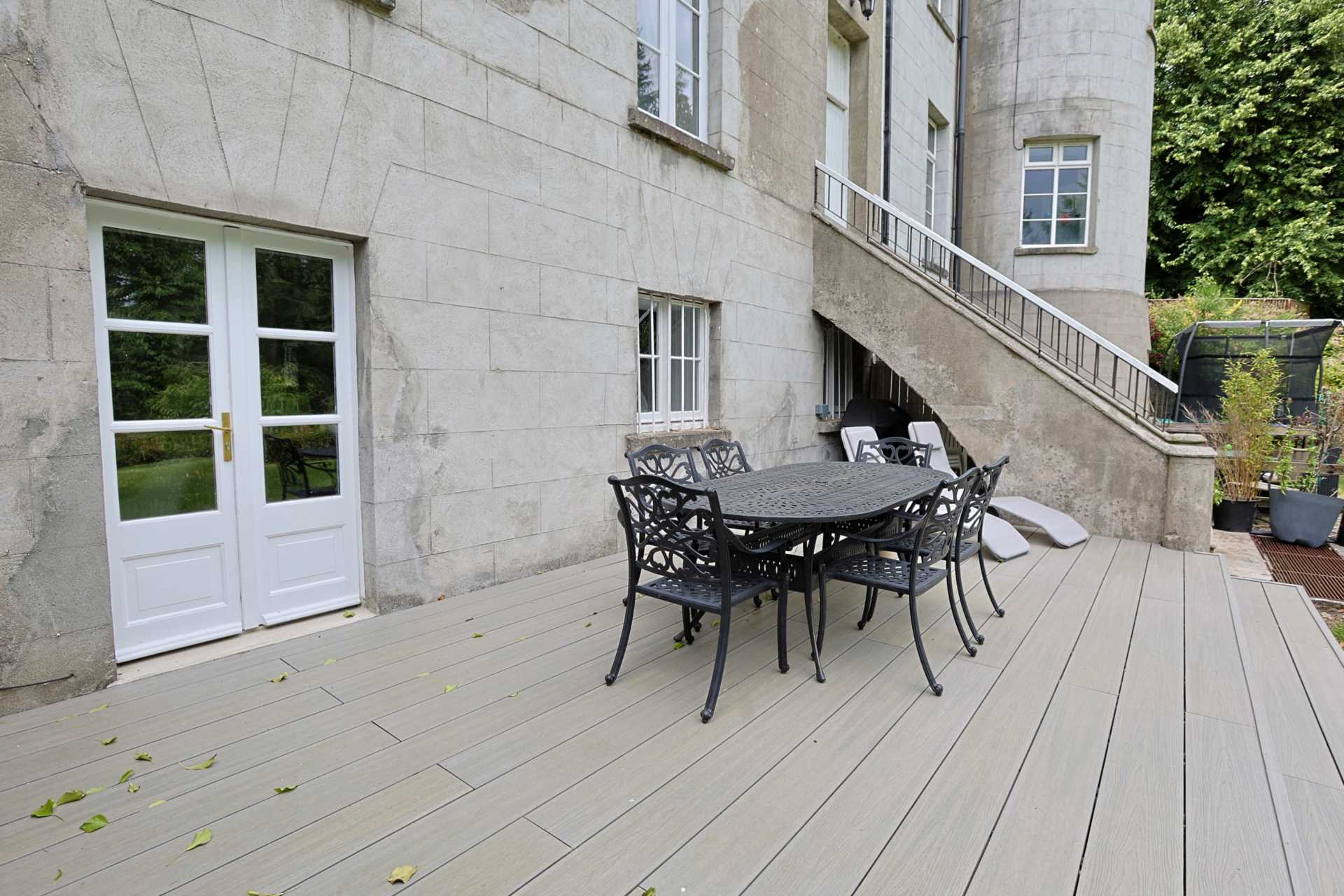 Glanmore Castle, Devils Glen Glanmore Castle, Devils Glen