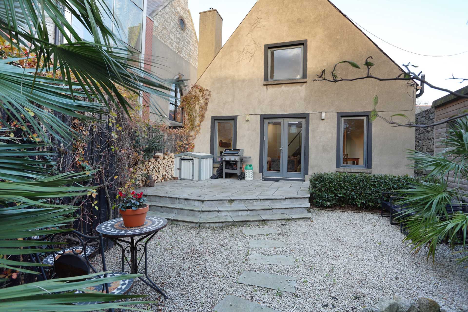 Charleston Avenue, Ranelagh