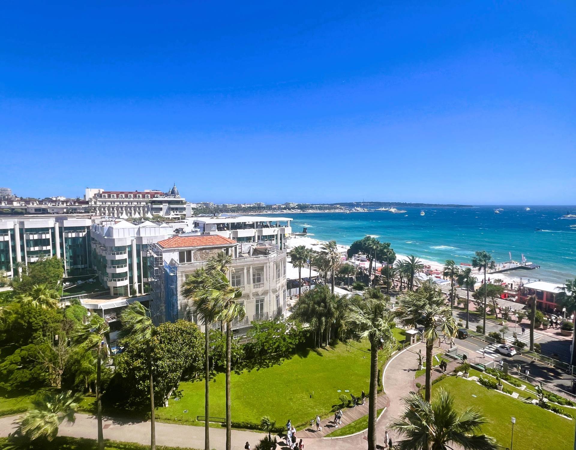 Cannes, The Heart of The Croisette
