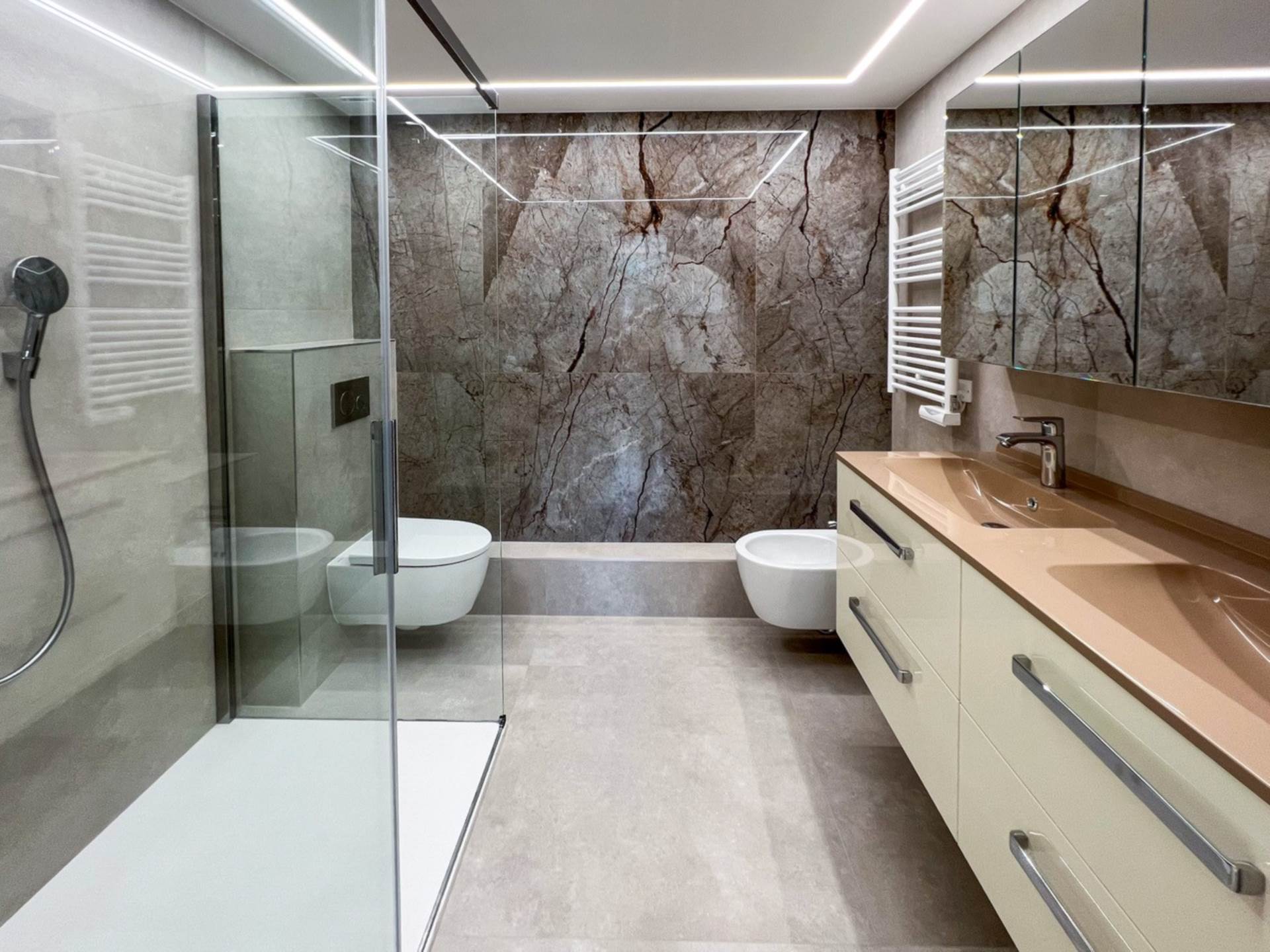 Cannes, The Heart of The Croisette