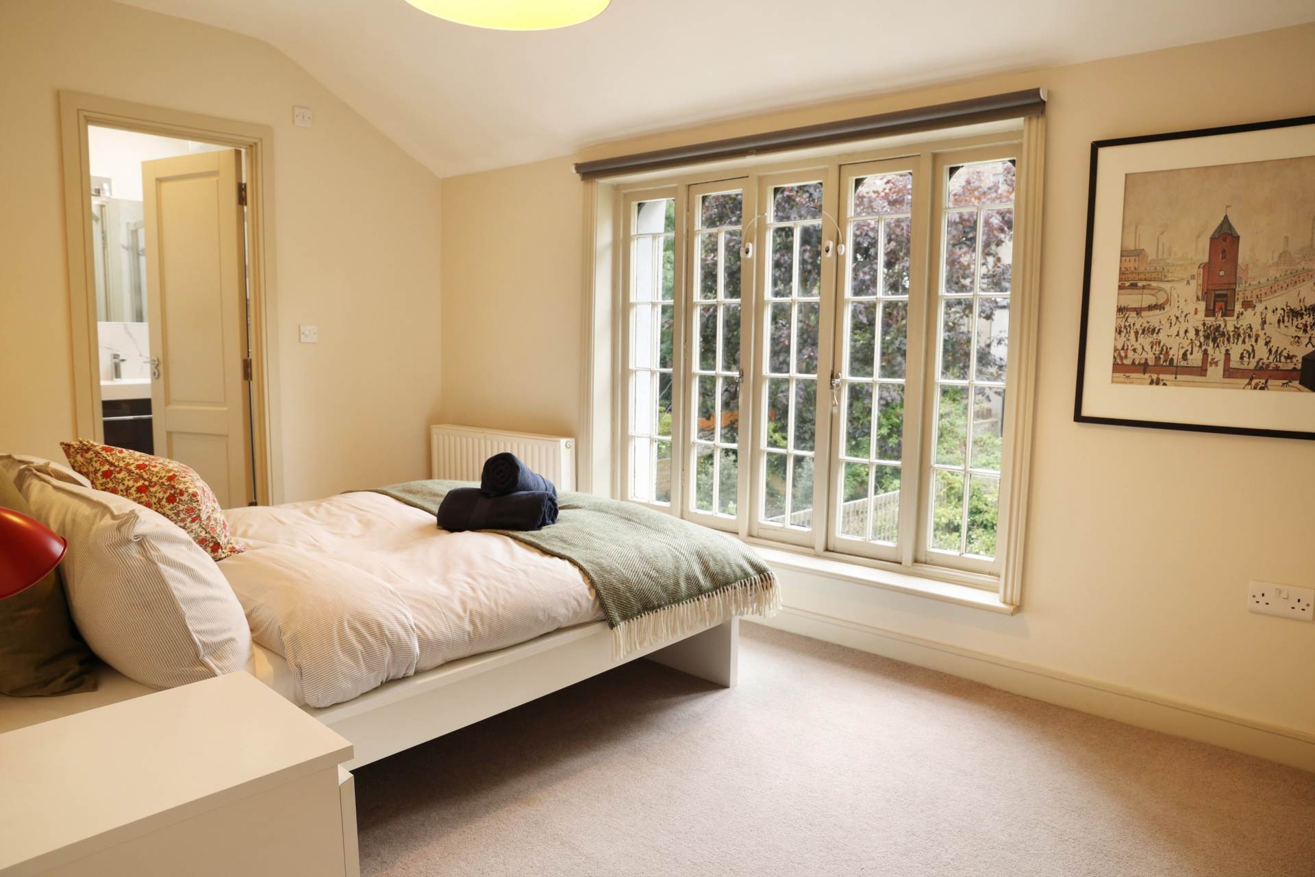 Baggot Lane, Ballsbridge