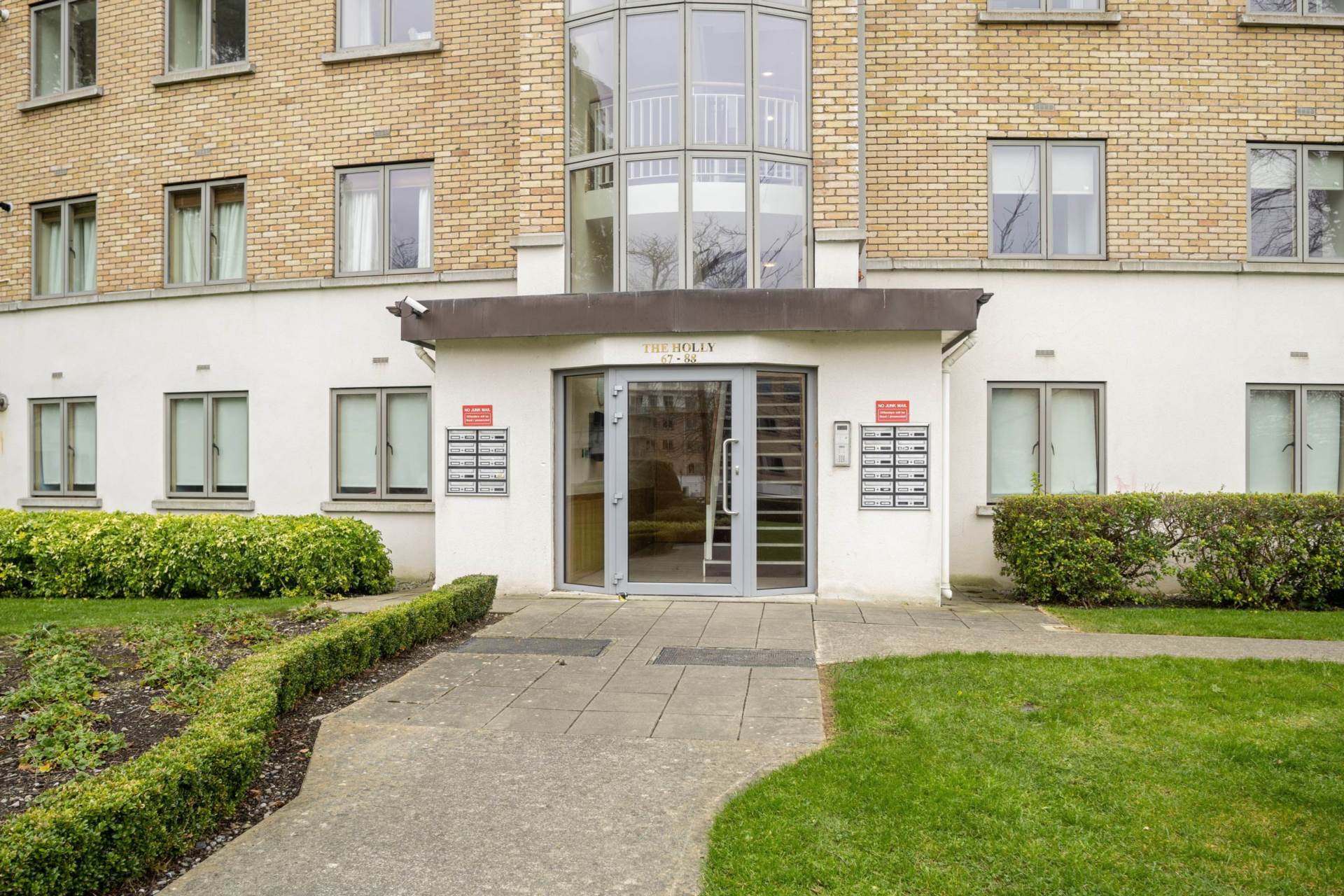 The Holly, Rockfield