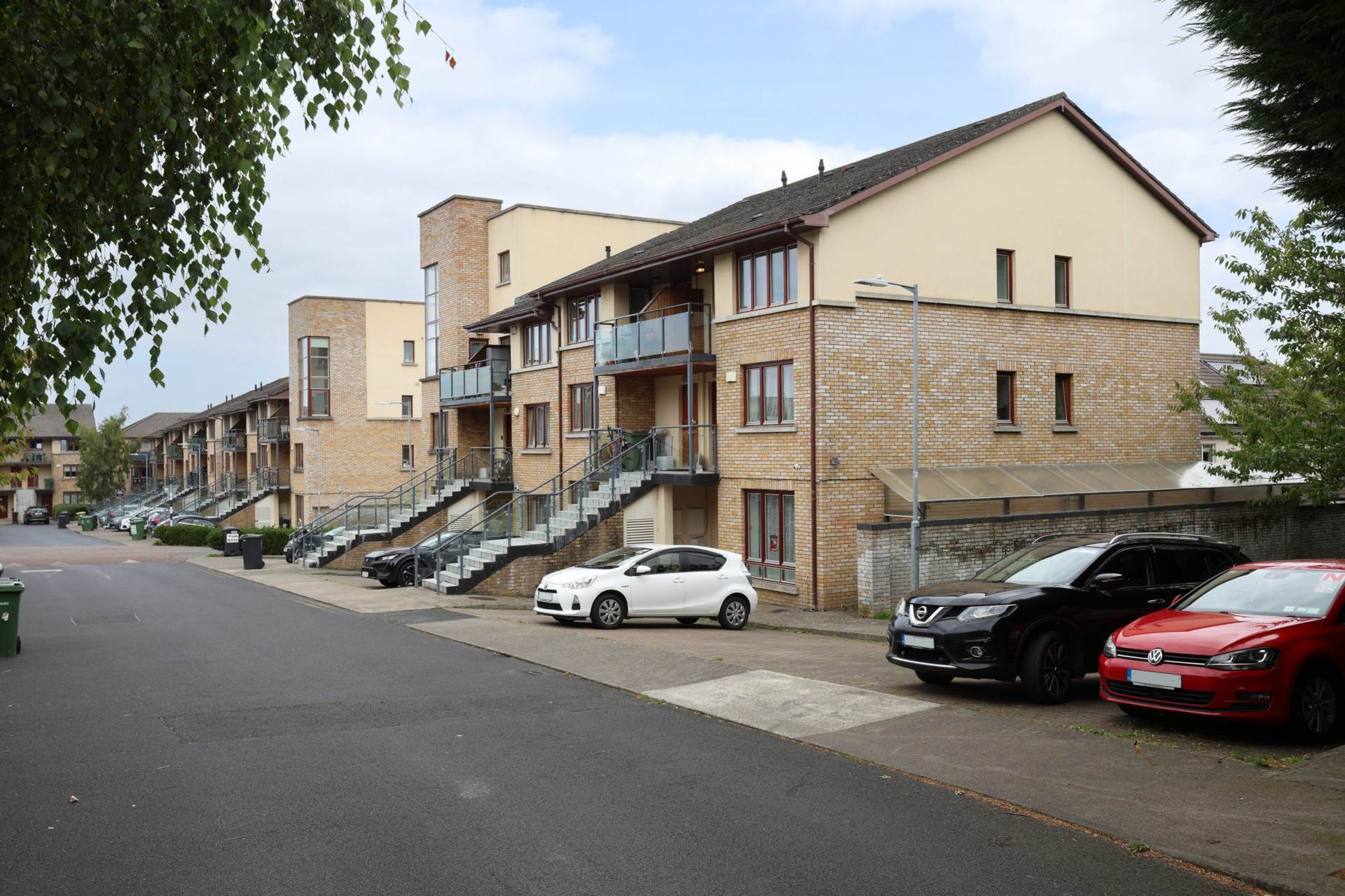 Belarmine Place, Stepaside