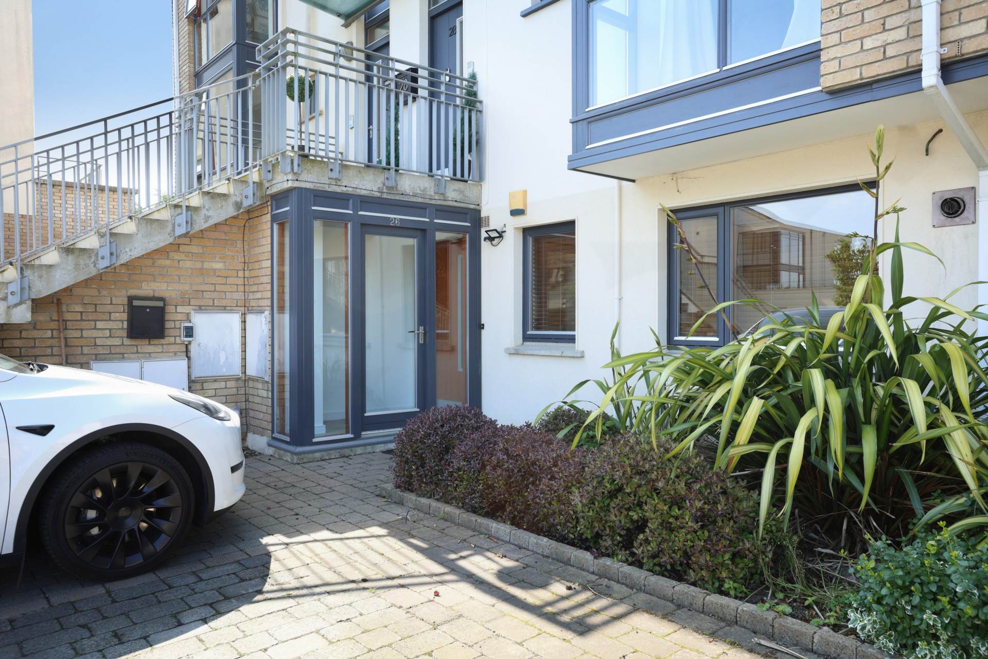 Ticknock Hill, Sandyford