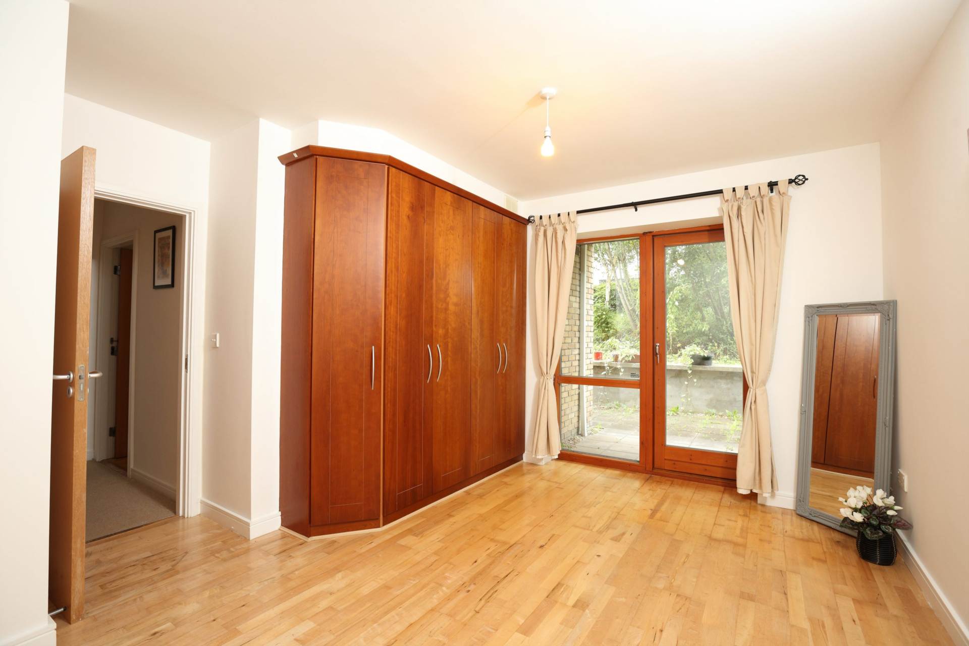 Ticknock Hill, Sandyford