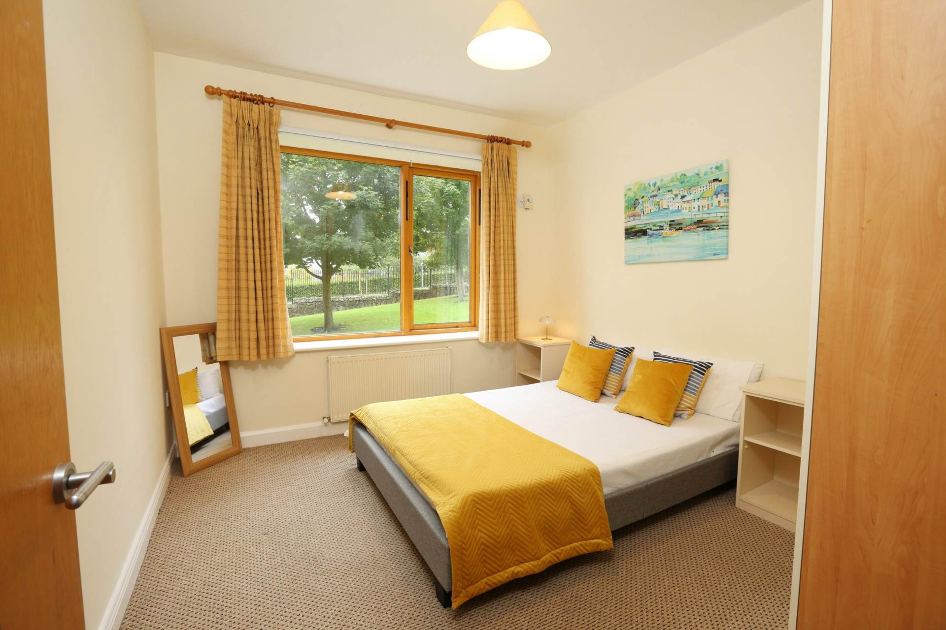 Belarmine Avenue, Stepaside