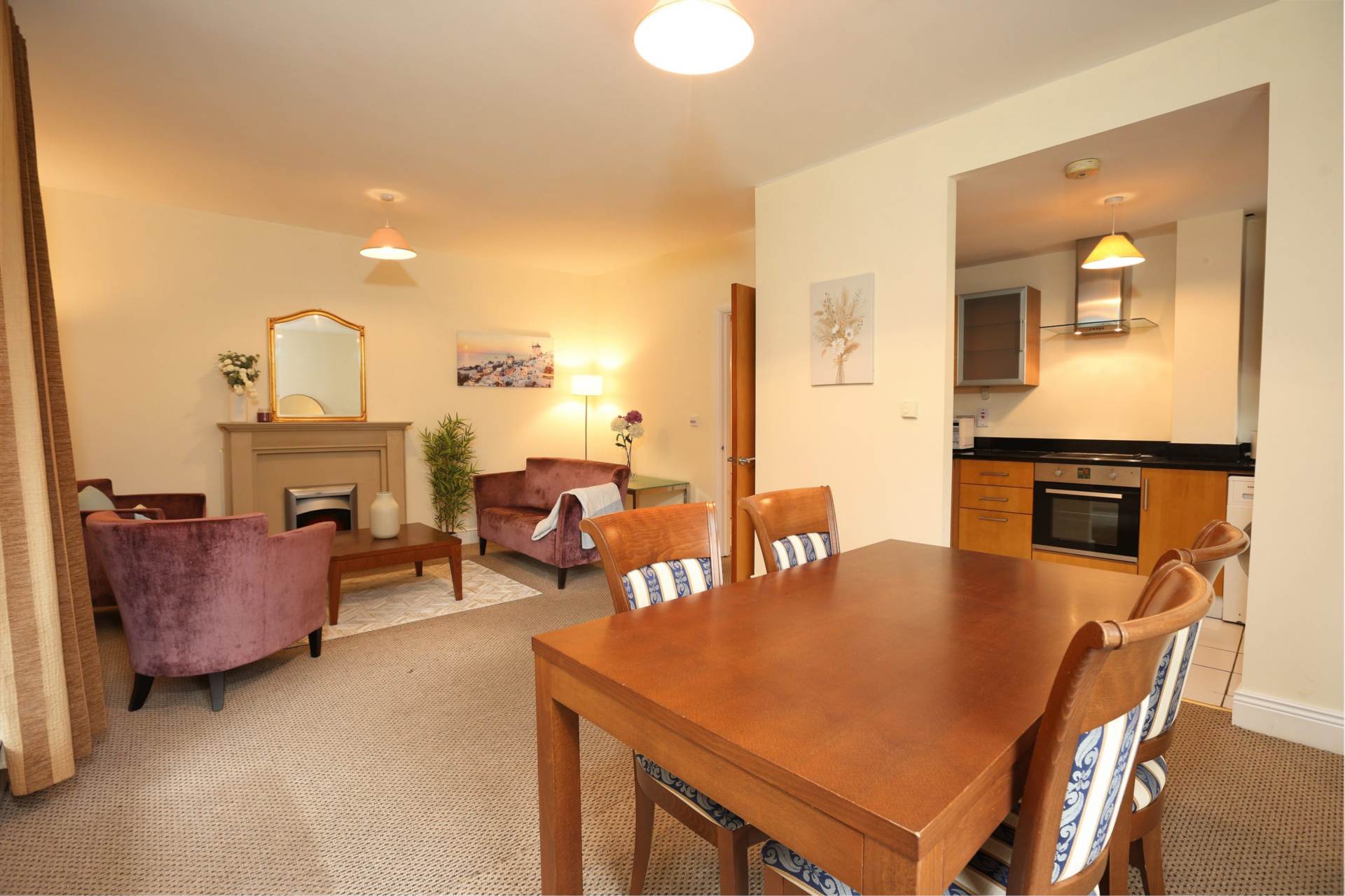 Belarmine Avenue, Stepaside