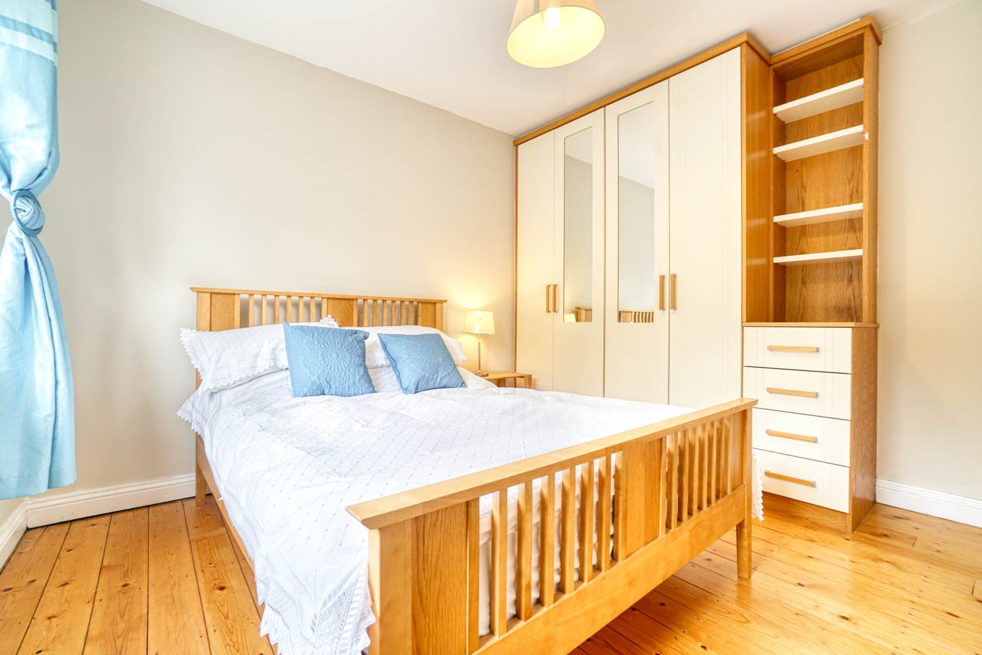 Edmondstown Road, Rathfarnham