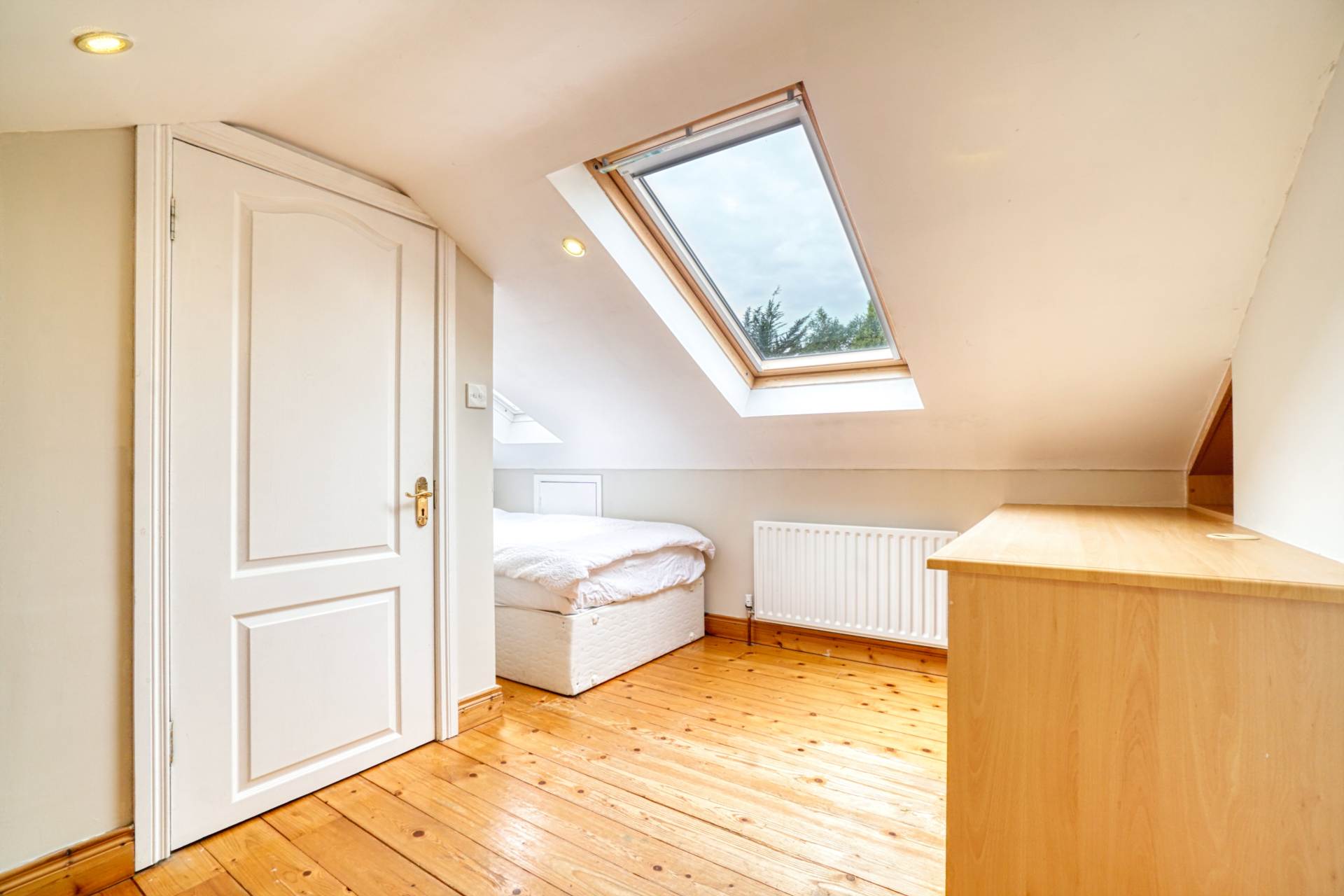 Edmondstown Road, Rathfarnham